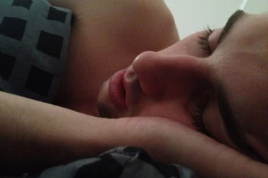 Ako spadate u grupu ljudi koja SPAVA SA OTVORENIM USTIMA, znajte da je to OPASNO!