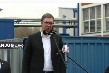 (VIDEO) Vučić u Krušiku: Hoću da ostanete ovde da živite, zato ćemo u Krušik uložiti desetine miliona evra iz budžeta