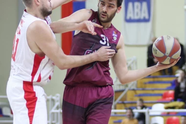 Bez čuda u Železniku: Zvezda ubedljivo vodila, pa smanjila gas i pobedila FMP!