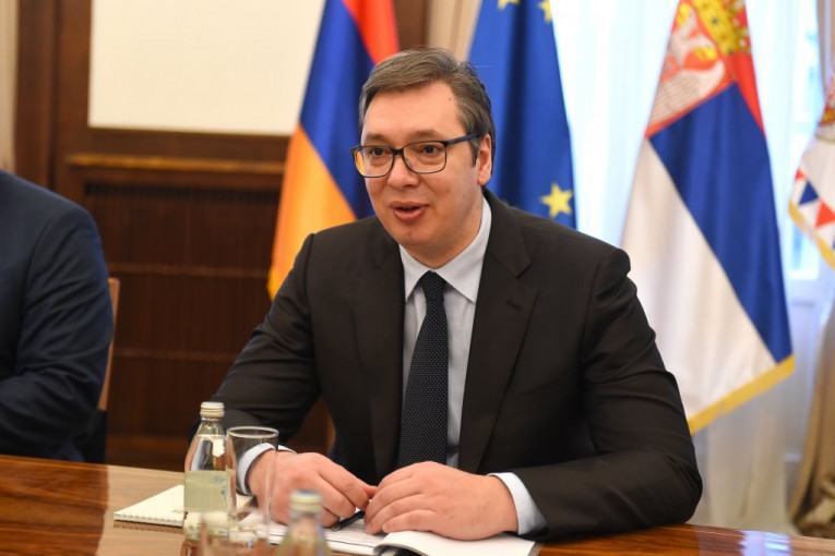 Vučić razgovarao sa Čakrabartijem video-vezom