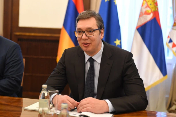 Vučić danas sa ambasadorkom Kanade Ketlin Čaba