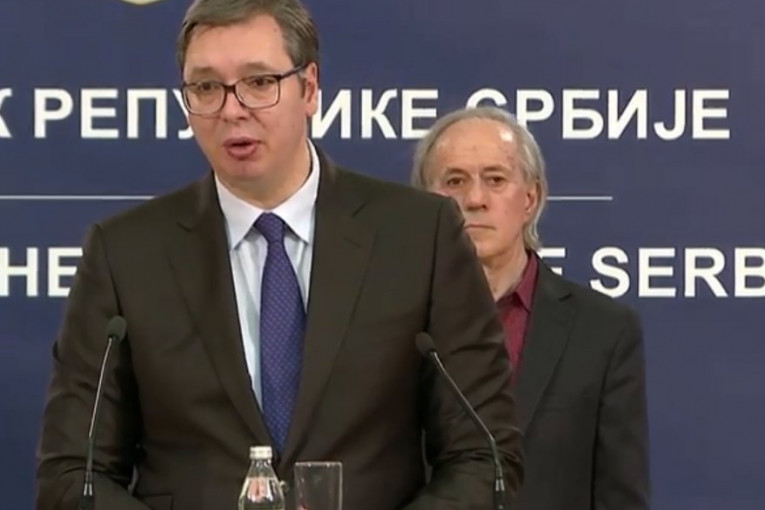 Vučić: Ne isključujem mogućnost da se uvede vanredno stanje
