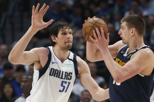 "NBA može da se nastavi, ali bez publike"!