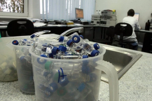 PRVA ŽRTVA VIRUSA U LAZAREVCU: Muškarac (70) preminuo od korone