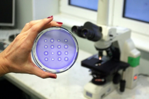 TREĆA ŽRTVA DANAS! Preminula devojka (27) u Lincu