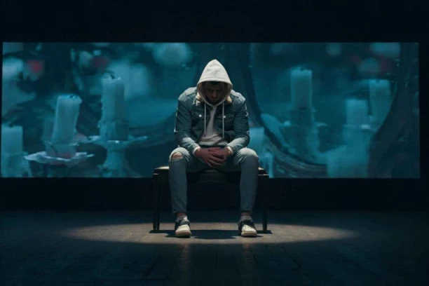 (VIDEO) JALA I VALENTINO? Umesto sa Bubom Korelijom, reper peva sada sa ovim pevačem!