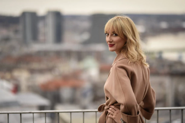 Nova emisija na Prvoj "Van okvira" od 16. marta u 22 časa: O ljudima, događajima i fenomenima za koje ne postoje granice!