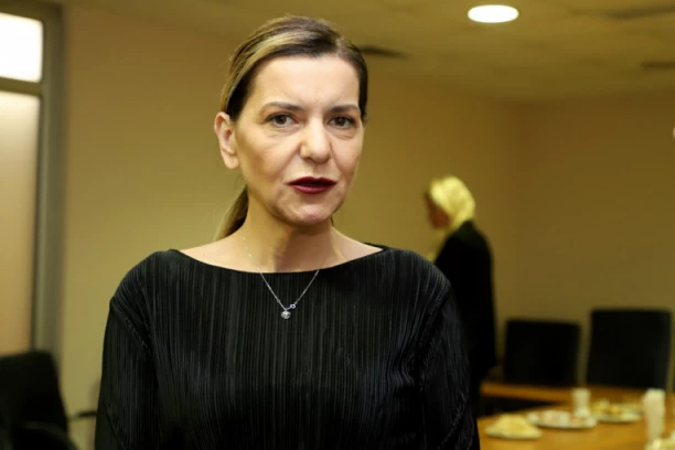 SJAJNE VESTI IZ RFZO: Škodrić: "Država izdvaja 30 miliona evra za lečenje retkih bolesti i lečenje u inostranstvu"