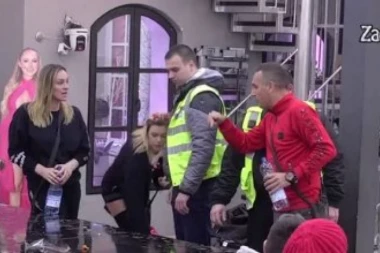 (VIDEO) TUKAO SI ME PRED SVIMA! Potresna ispovest Anabele digla region na noge: Javno optužila Gagija za NASILJE!