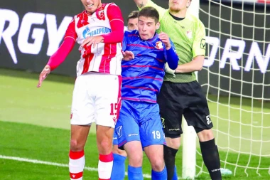 Srpski fudbal staje prvi put posle 1999!