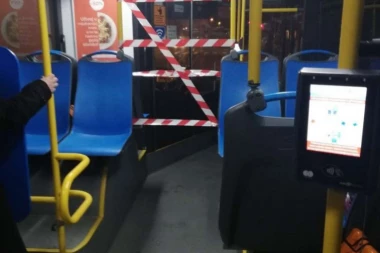 (FOTO) Ljudi šetaju bez maske, prevoz prazan! Pogledajte kako je stanje večeras u prestonici pred policijski čas