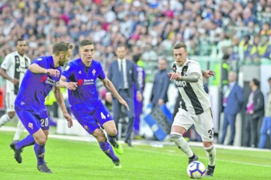 Bleki: Pohapsili bi nas  sve da izađemo iz kuće!