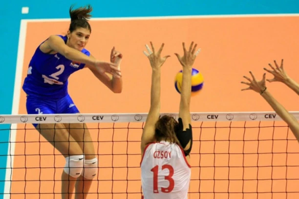 Potresna i teška poruka srpske odbojkašice: Umirete sami, dozovite se pameti!