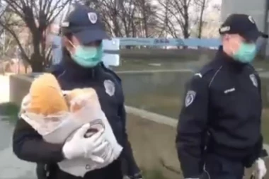 (VIDEO) Policajci iz Rakovice na visini zadatka: Uručuju pomoć starijim sugrađanima