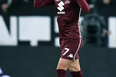 SAŠA LUKIĆ NADMUDRIO MIHINU BOLONJU: Sjajna partija srpskog reprezentativca (VIDEO)