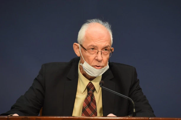 (FOTO) Epidemiolog Predrag Kon objavio zastrašujuću poruku na svom Fejsbuk profilu!