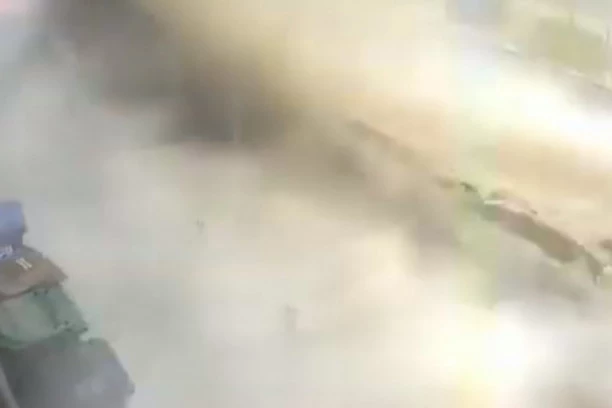 (VIDEO) Sa zgrade otpala cela fasada! Serija strašnih potresa pogodila Zagreb