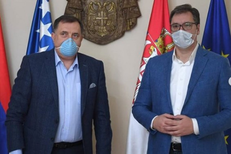Vučić sutra uručuje MEDICINSKU OPREMU Republici Srpskoj: Donaciju će preuzeti Milorad Dodik