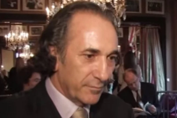 DA LI STE VIDELI USVOJENU ĆERKU FILIPA CEPTERA I MADLENE? Ovako izgleda Ema, KOJA SE KUPA U LUKSUZU, a nakon ovog saznanja O NJOJ ostaćete ZATEČENI! (FOTO)