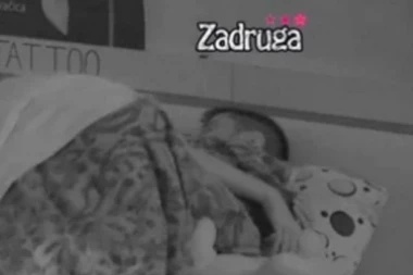 (FOTO) Luna i Marko u nikad VRELIJOJ akciji, ne mare za Anabelu:  STRAST učinila svoje!