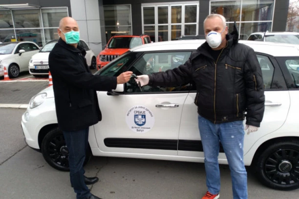 "Dunav osiguranje" i "Dunav auto" donirali 11,35 miliona dinara RFZO-u i Institutu za javno zdravlje "Dr Milan Jovanović Batut"
