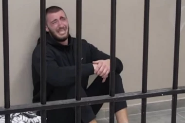 Ne verujemo šta gledamo: Nakon što je nokautirao Baneta, Mensur doživeo PSIHIČKI SLOM, odzvanjavala čitava Zadruga!