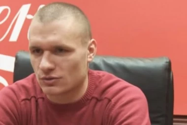 Bivši bek Zvezde iz zemlje gde se JOŠ IGRA FUDBAL: Predsednik kaže da je votka preventiva