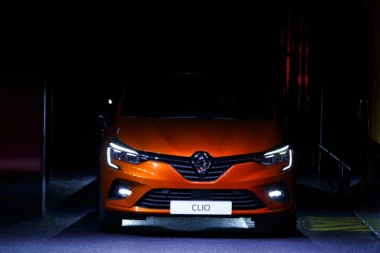 Smena na vrhu, Klio razbio Golf!