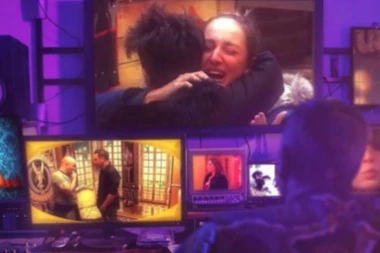 PRED KAMERAMA 24 SATA! Evo koji poznati estradni bračni par ulazi u rijaliti: Potpisali su ugovore i čekaju kao zapete puške!