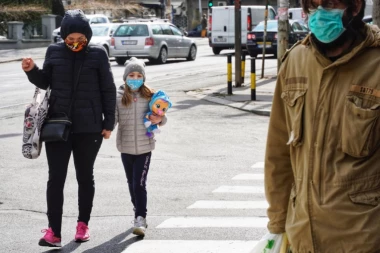 U Beograd stiglo 500. 000 maski