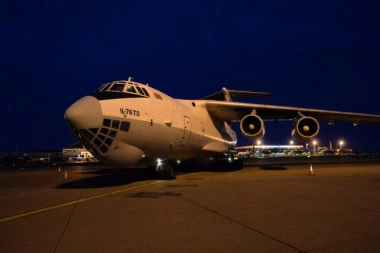 Sletela još dva aviona sa medicinskom pomoći iz Rusije, sutra još pet
