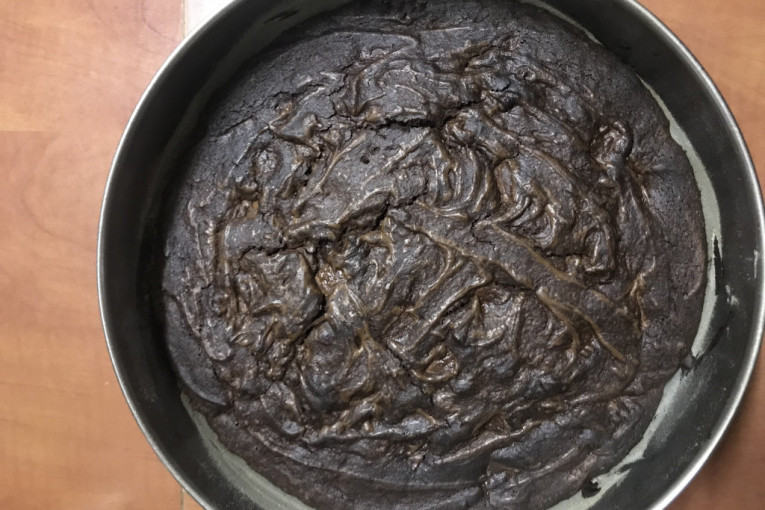 Korica i smesa će biti malo tamniji zbog kakaa