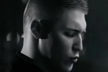 Pevač se pridržava preporuka: Bratanac Tonija Bijelića noći provodi u studiju!