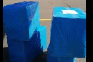 "U dobru je lako dobar biti, na muci se poznaju junaci"! Ovo je par iz Švajcarske koji je Srbiji poklonio 3 respiratora