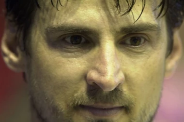 GDE MENE NAĐE! Vladimir Grbić odbrusio prevarantu: POGREŠIO SI ADRESU, JA SAM OLIMPIJSKI ŠAMPION!