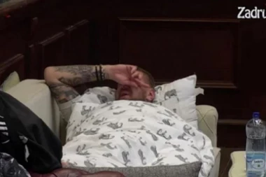 (VIDEO) Raspadao se od bola: Janjuš doživeo emotivni krah, plakao kao malo dete!