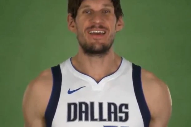 (HIT VIDEO) Bobi Marjanović je "Barbie girl"!