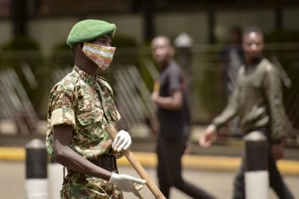 (VIDEO) NASILJE, PONIŽAVANJE I SMRT?! U ovim zemljama kazne za kršenje karantina brutalne do te mere da izazivaju gađenje!