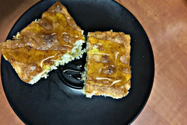 (RECEPT) Lepota jednostavnosti: Mekani banana hleb koji će osvojiti vaše srce već na prvi zalogaj!