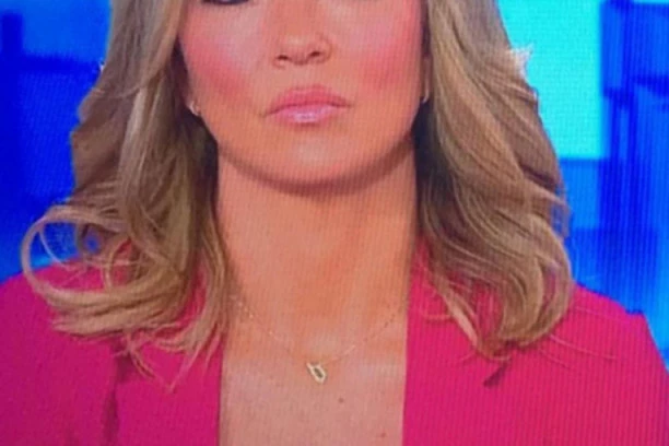 (FOTO) Poražavajuća vest: Poznata voditeljka zaražena koronavirusom!