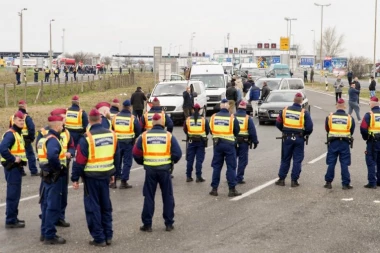 Austrijanci divljaju iako je zabranjeno kretanje zbog korone: Policija kaznila preko 14.000 ljudi
