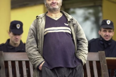 (FOTO) Preminuo legendarni navijač Miša Tumbas: Crno-beli se oprostili emotivnom porukom od "najvećeg Partizanovca"!