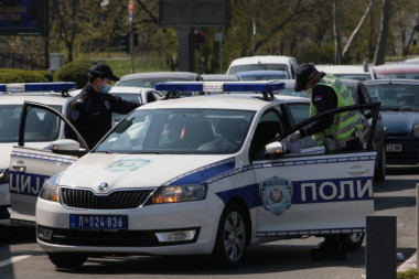 Uhvaćeni na delu! EFIKASNA AKCIJA "GNEV" U BEOGRADU: Policija uhapsila PET osoba tokom primopredaje DROGE!