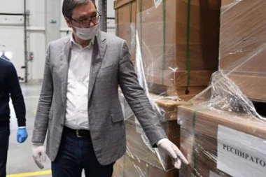 Vučić: Teška noć je bila za nama, sledeće dve nedelje odrediće našu sudbinu