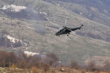 VOJSKA SRBIJE PODIGLA HELIKOPTERE: Nadleću iznad administrativne linije sa KiM