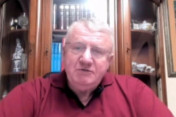 ŠEŠELJ SE UKLJUČIO U SPECIJALNU EMISIJU NA TV PINK: Evo šta je poručio lider radikala