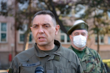 Ministar Vulin uputio čestitku povodom Dana Centra vojnomedicinskih ustanova