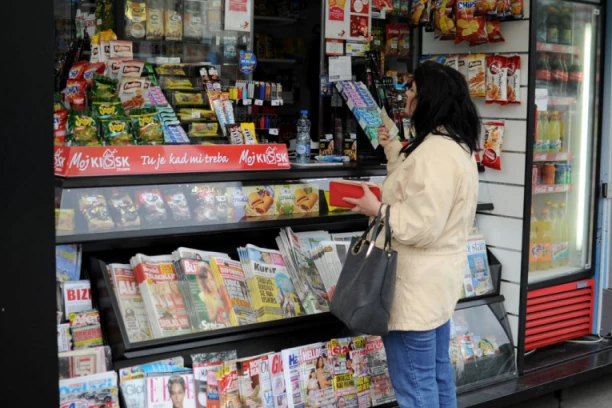 (VIDEO) Vreba po Beogradu: OVAJ LOPOV OTIMA NOVAC NA TRAFIKAMA!