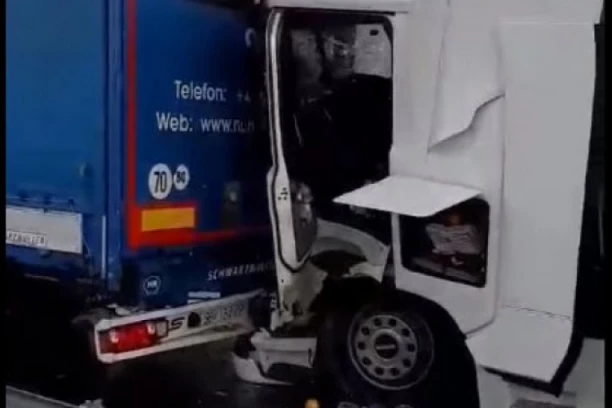 TEŠKA SAOBRAĆAJNA NESREĆA KOD BELE PALANKE: Sudarila se dva kamiona!