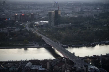 SUDAR NA BRANKOVOM MOSTU: Policija i hitna pomoć na licu mesta